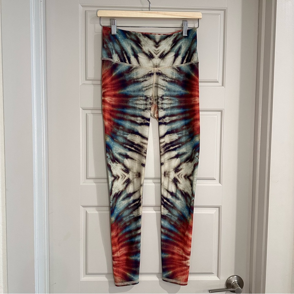 Niyama Sol Tie Dye Festival Barefoot‎ Leggings Size Medium